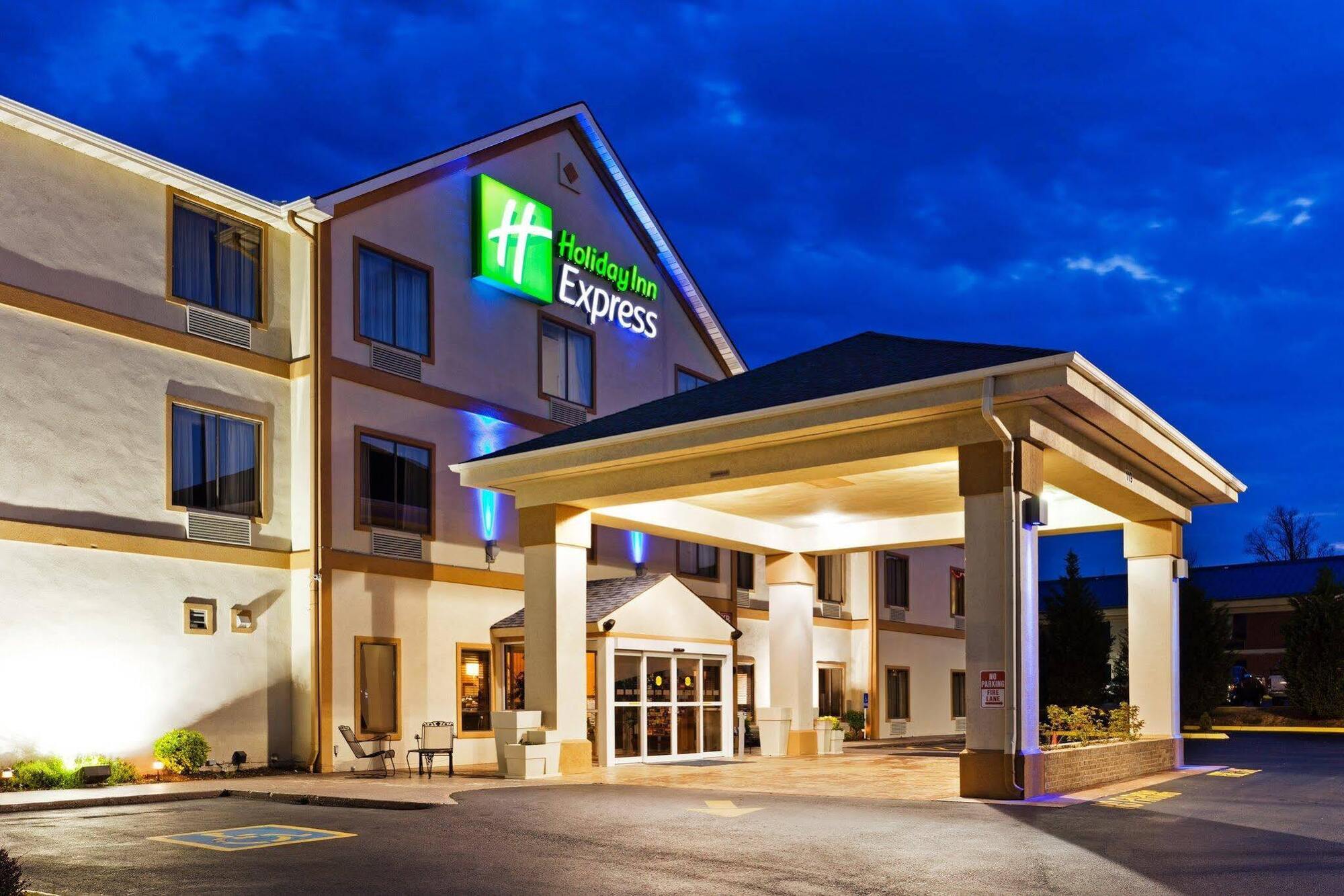 Holiday Inn Express Dandridge, An Ihg Hotel Exterior foto